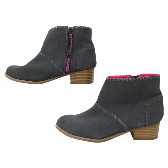 TOMS Ankle Boot Youth Size 6 Bootie Faux Suede Block Heel Pink Lining Side Zip - Picture 1 of 16